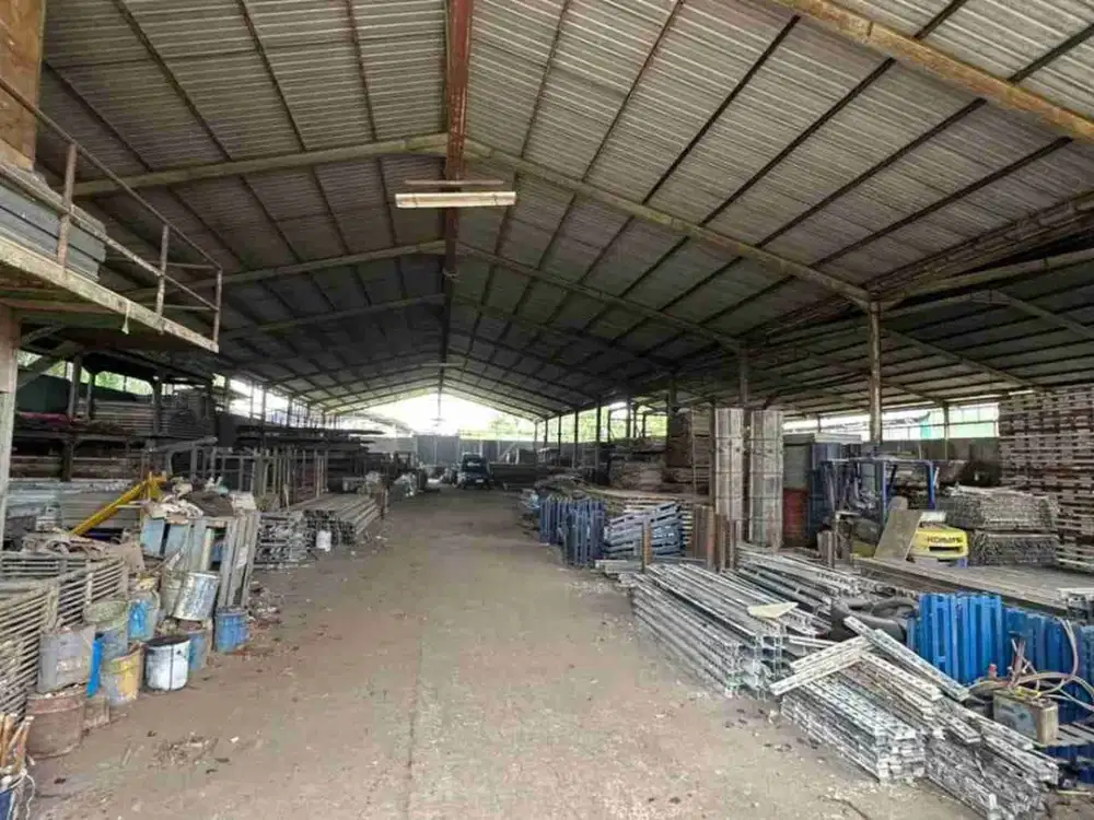 Dijual Cepat Gudang dan Lahan 
Jl Padat Karya Cukang Galih Curug Tangerang