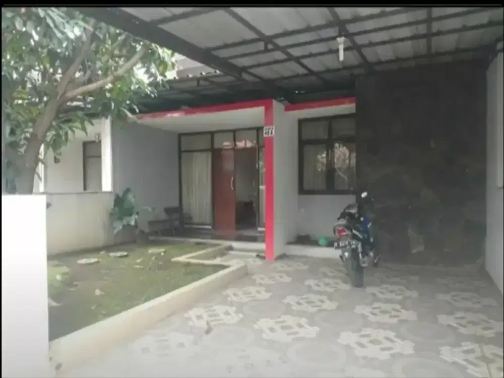 DIJUAL RUMAH DI KOMPLEKS GURUMINDA CISARANTEN KULON ARCAMANIK