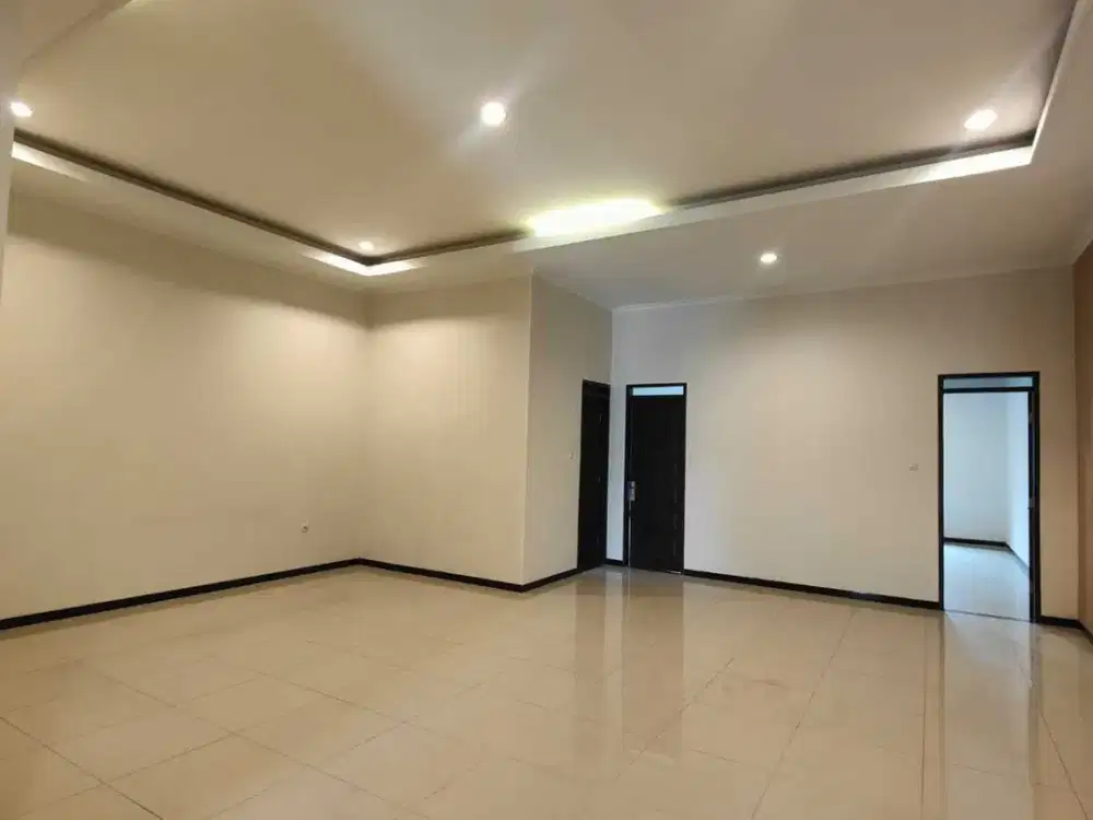 DISEWAKAN RUMAH CLUSTER FAVORITE DI MEKAR WANGI