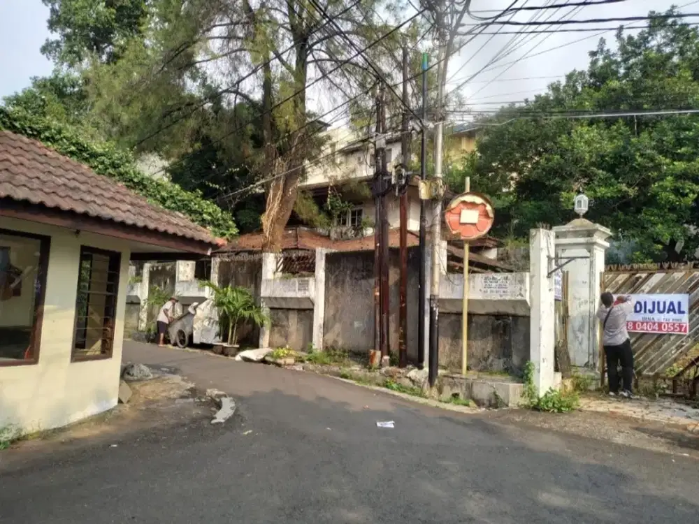 Jual Rumah tua hitung tanah Margaguna radio dalam Jaksel