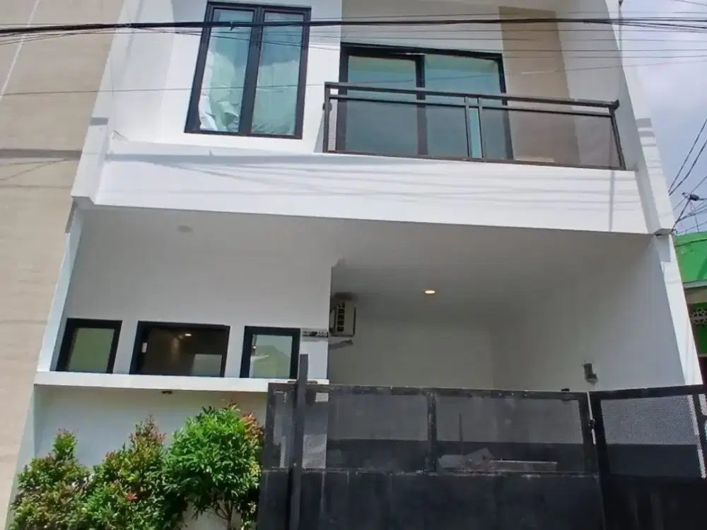 Rumah 2 Lantai + Rooftop Eksklusif di Kalibata – Pancoran, Jakarta Selatan