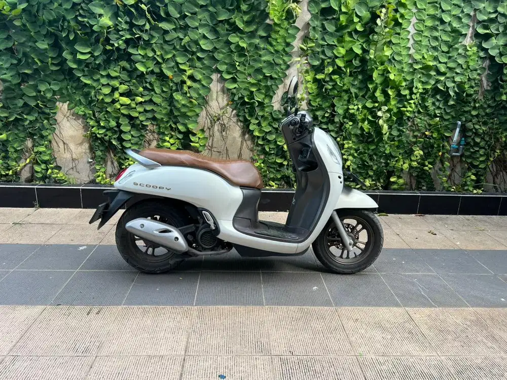 Scoopy prestige 2023 km 20rb persis baru