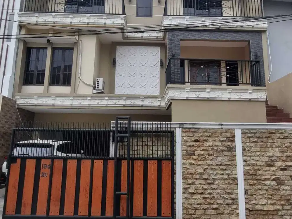 Rumah Murah Cantik dan Bagus di Kav DKI, Jakarta Barat