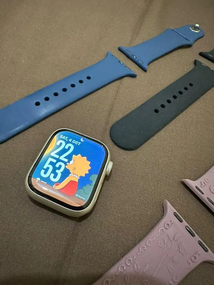 Apple Watch Series 7 Second 41mm warna Starlight