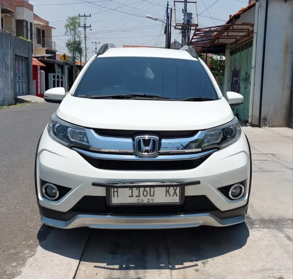 BR-V 1.5 PRESTIGE MATIC TOP CONDITION