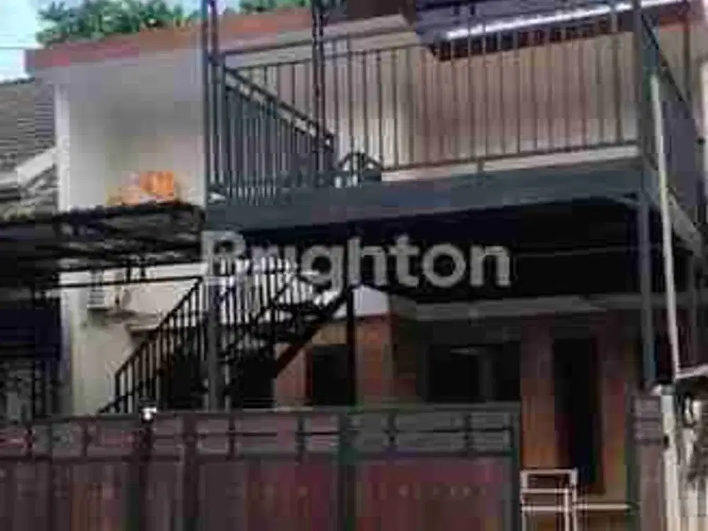 DIJUAL RUMAH FULLFURNISH TENGAH KOTA BERNUANSA MINIMALIS LOKASI DALAM PERUMAHAN REGENCY AMAN NYAMAN HARGA NEGO