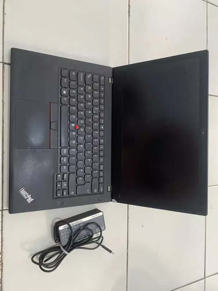 Lenovo ThinkPad T480 Mati (Motherboard Rusak) – Untuk Spare / Bahan”