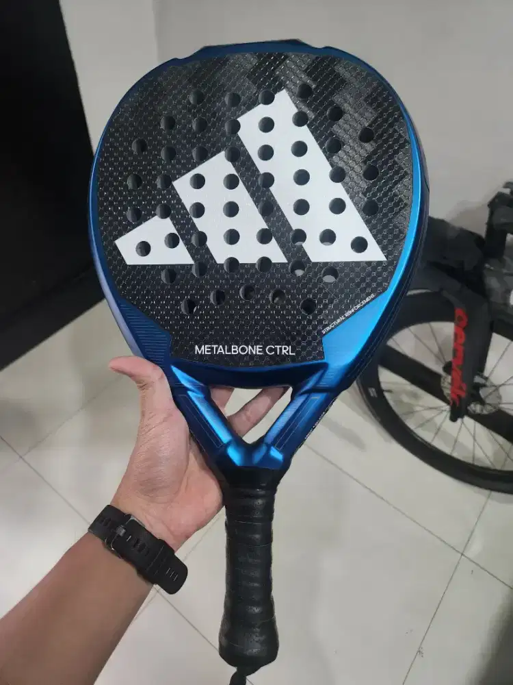 Raket padel adidas metalbone ctrl 3.3 2024