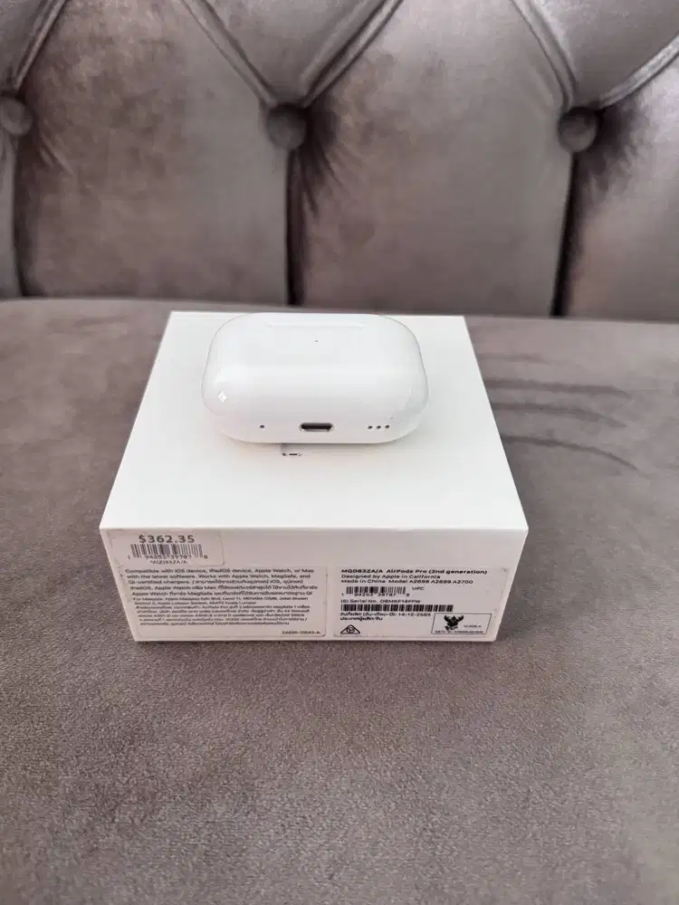Apple AirPods Pro generasi 2 with MagSafe original fullset