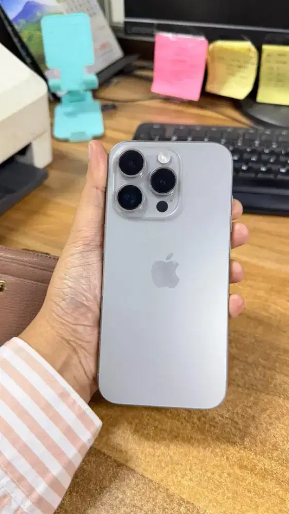 iphone 15 pro titanium IBOX