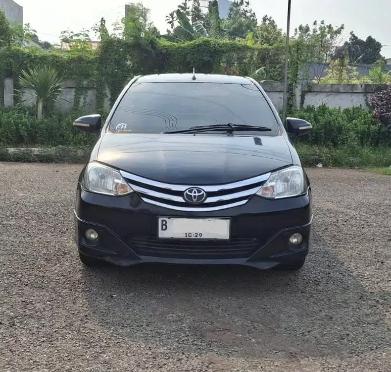 Dijual Toyota Etios Valco 1.2G MT 2014 Hitam