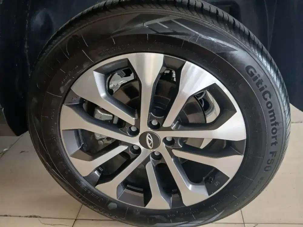 Giti Comfort F50  235/55 R18