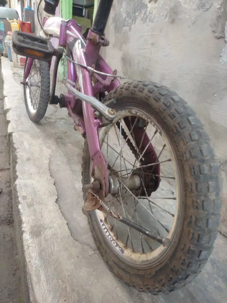 Sepeda lipat odessey UK 16