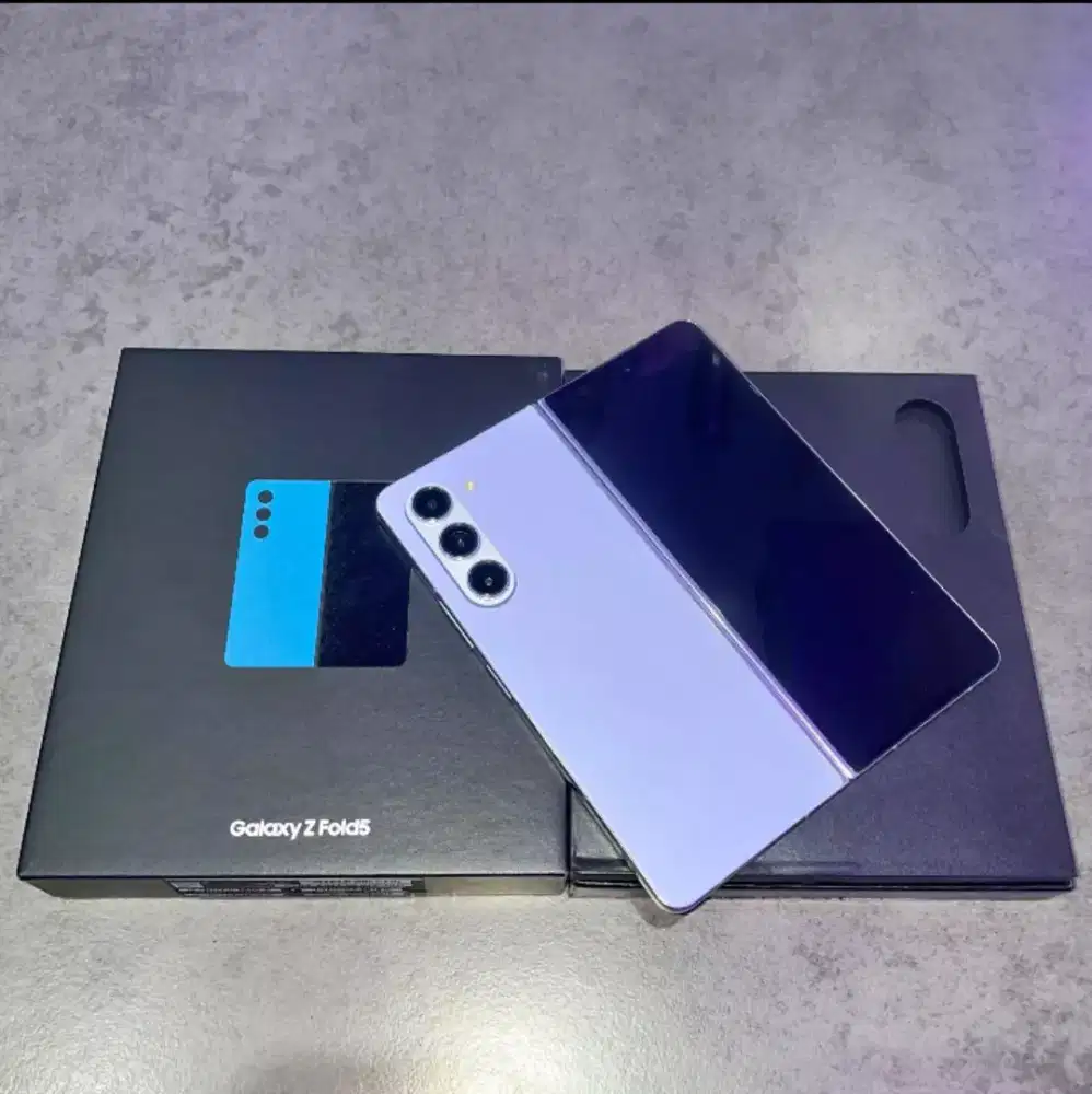 Samsung Galaxy Z Fold 5 12/256 like new mulus