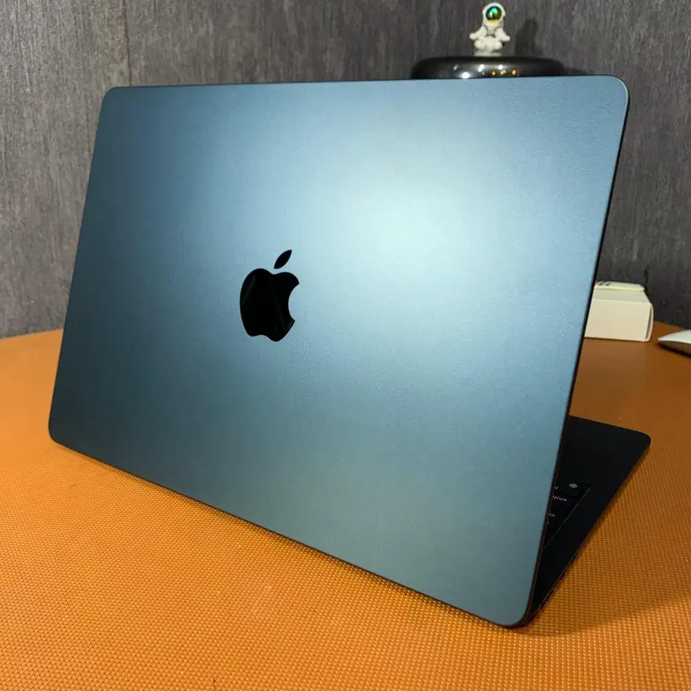 Macbook Air M3 8/256gb 13inch 2024 Midnight