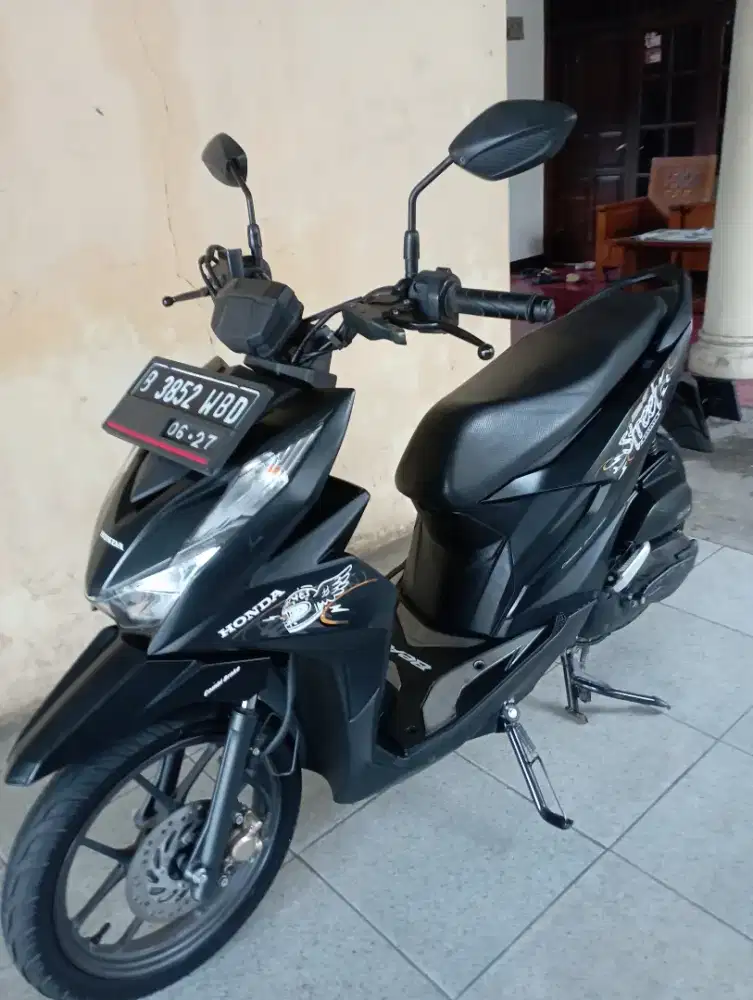 HONDA BEAT STREET 2022 LOW KM KONDISI BAGUS