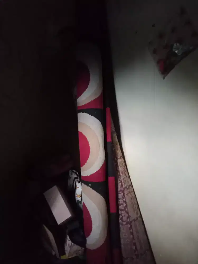 Karpet Turki motif bulat dan kotak