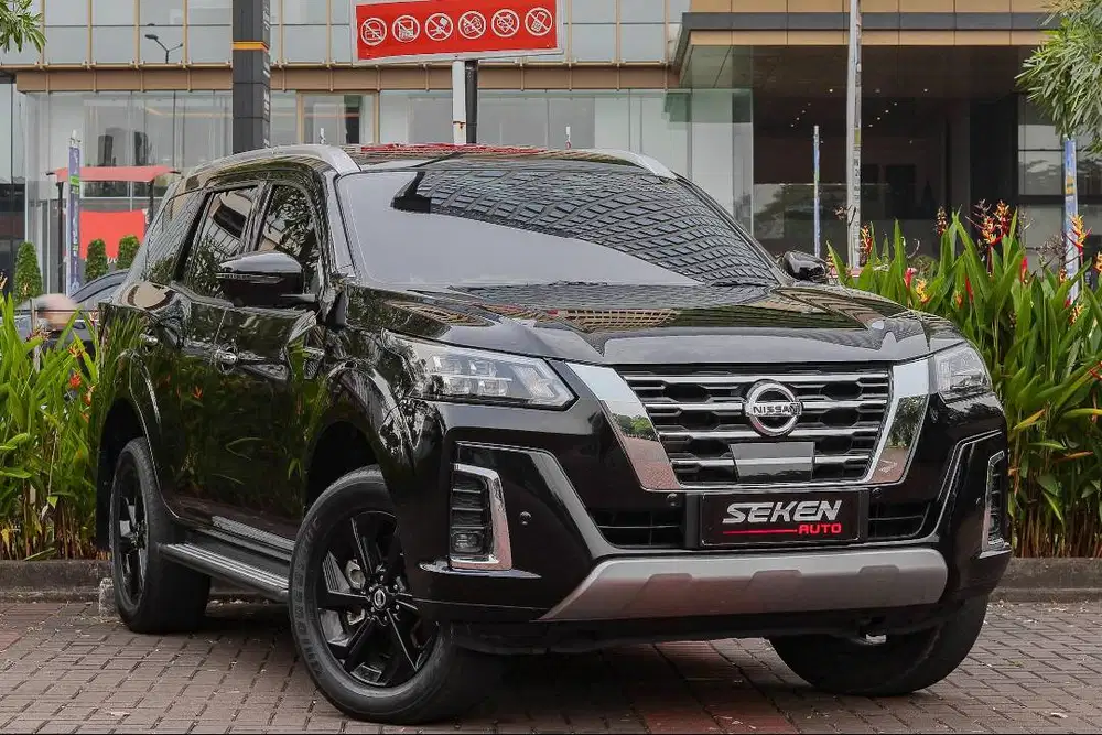 Nissan New Terra VL 2.5 Diesel Solar 4x4 AT Matic 2023 Hitam