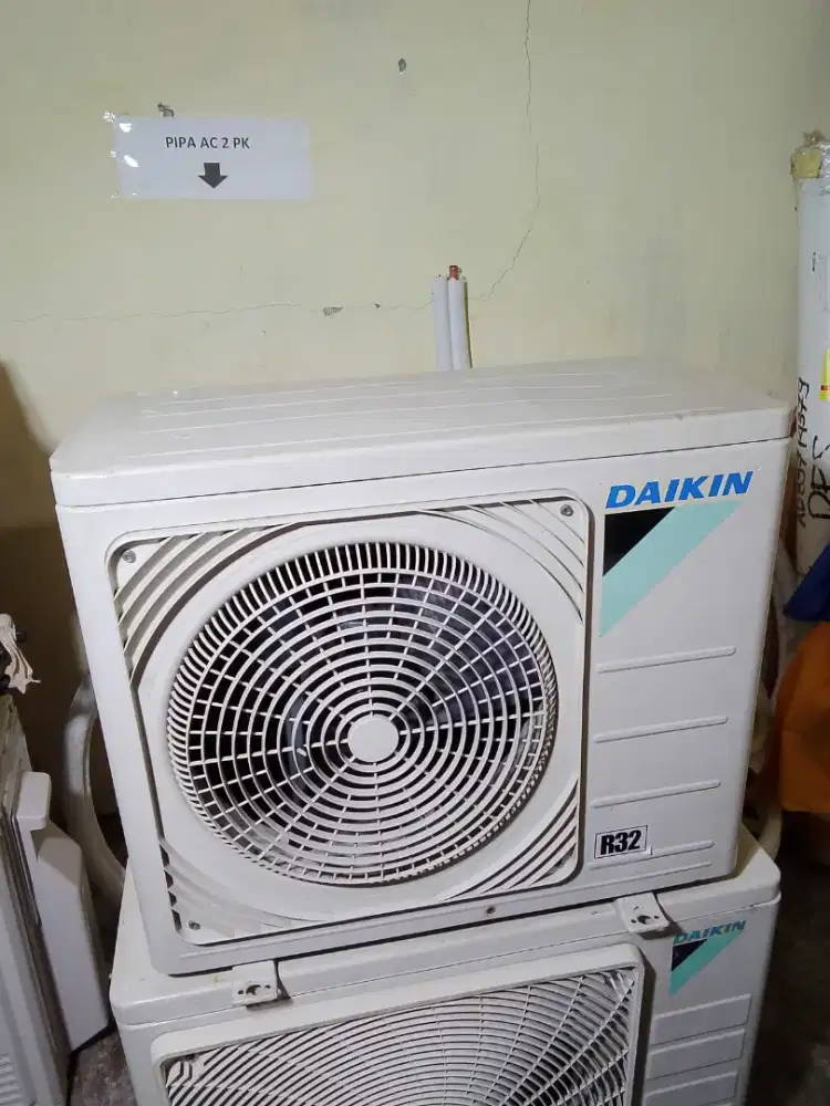 Outdoor AC Daikin Thailand 1 PK Second