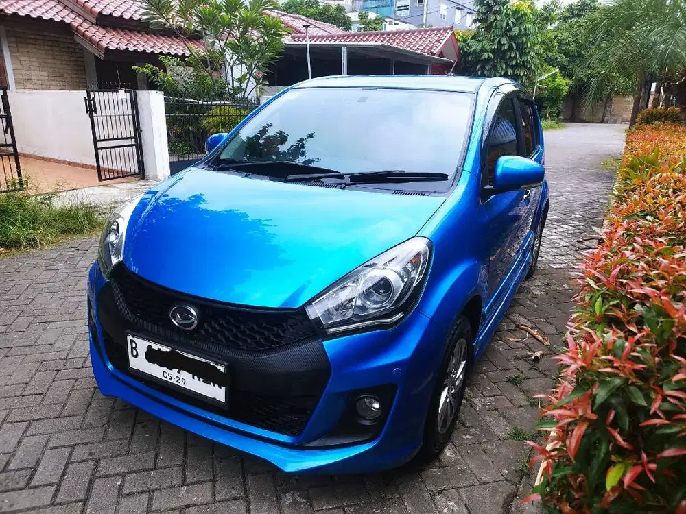 Daihatsu Sirion RS Automatic 2015 Pajak Panjang