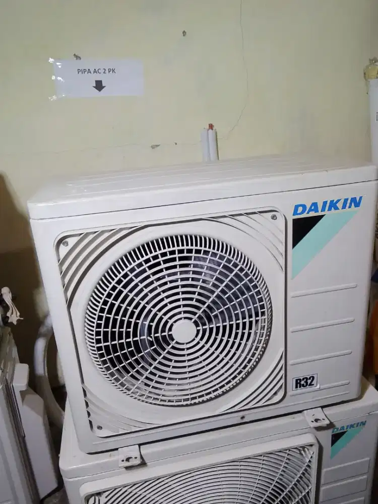 Outdoor AC Daikin Thailand 1 PK Second