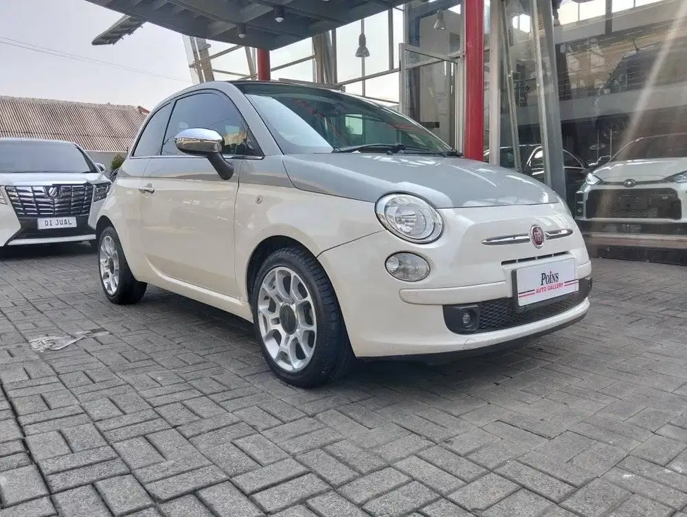 fiat 500 lounge at th 2014