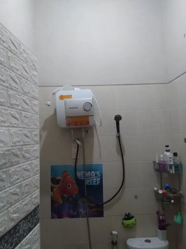 WATER HEATER LISTRIK - MANDI AIR HANGATKU