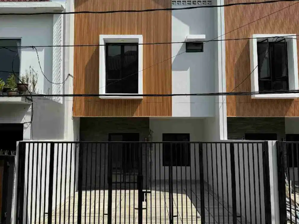 DIJUAL CEPAT RUMAH SHM 4+1 LUAS 150M KEMBANGAN JAKBAR