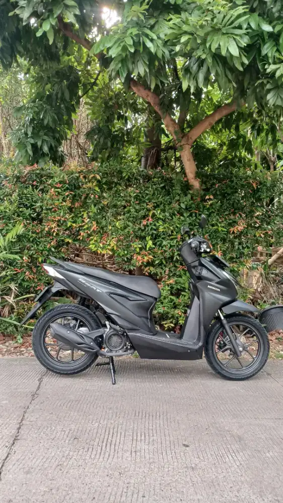 Honda New Beat Deluxe Smartkey Tahun 2025 KM 3rb