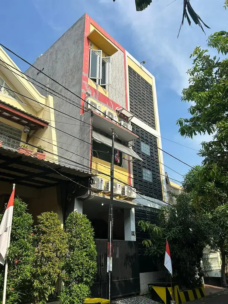 DI JUAL BANGUNAN KOST 3 LANTAI - SHM - MILIK PRIBADI TANPA PERANTARA