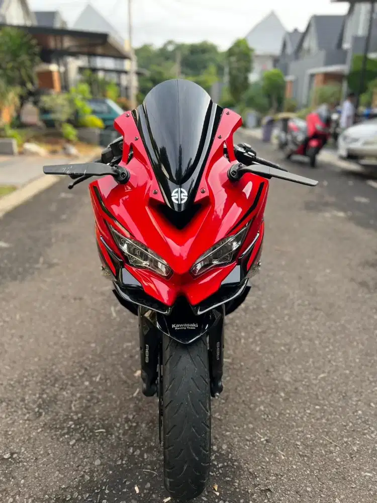 KAWASAKI ZX25R 2022 ABS