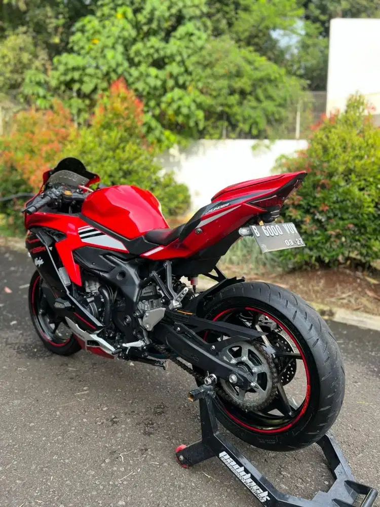KAWASAKI ZX25R 2022 ABS