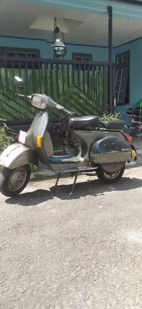 Dijual vespa masih enak buat touring