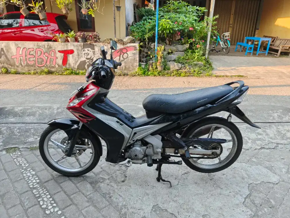 Jupiter MX kopling plat 2007 plat F Bogor
