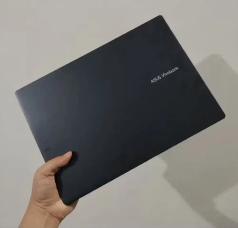 Asus Snapdragon Vivobook 14 A1407QA