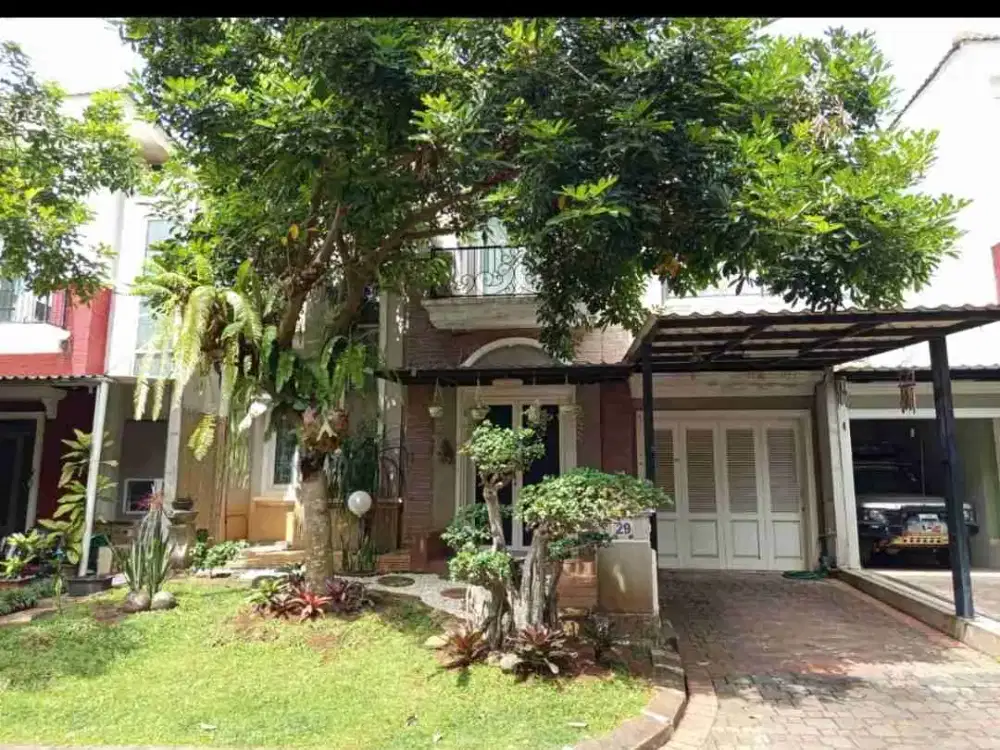 Dijual rumah di Cluster Cristal .Harga nego