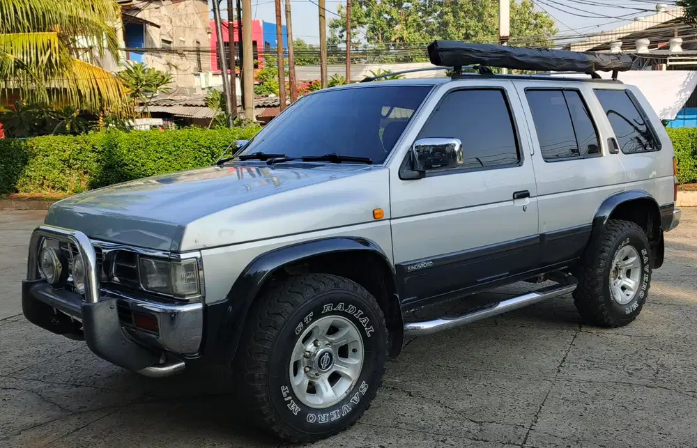 Terrano Kingsroad F1 Guanteeeng
