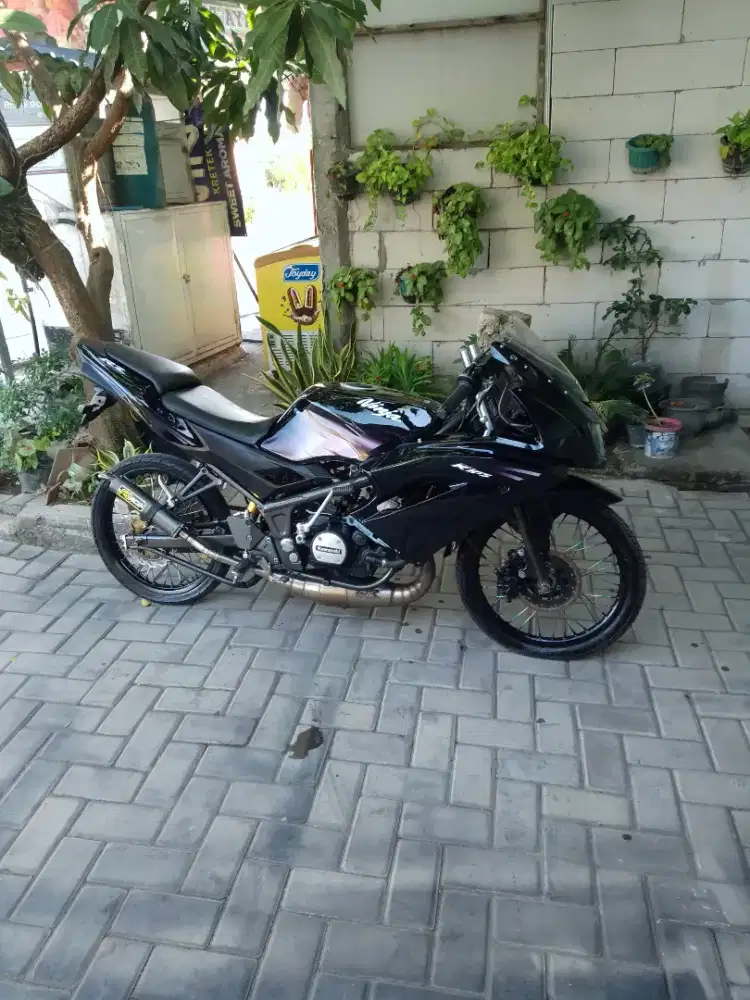 Kawasaki Ninja RR