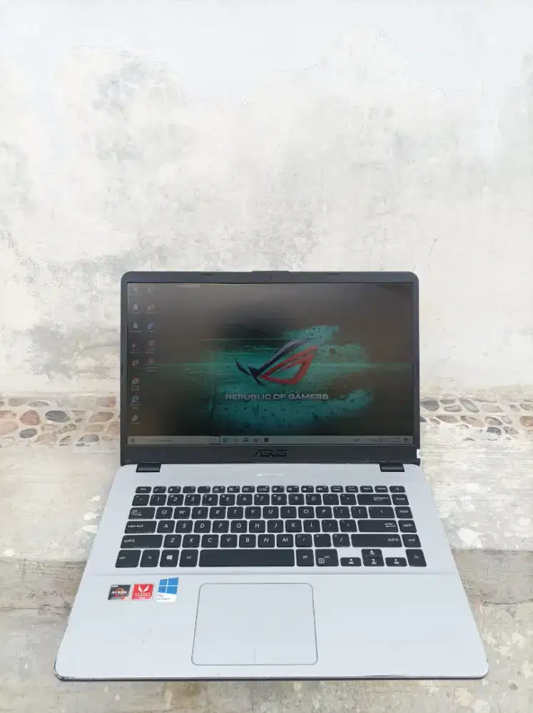 Asus vivobook x505ZA