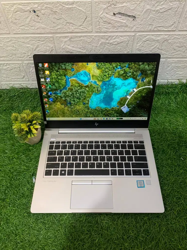 LAPTOP HP ELITEBOOK 830 G5 INTEL CORE i5-8350 RAM 8GB SSD 256GB