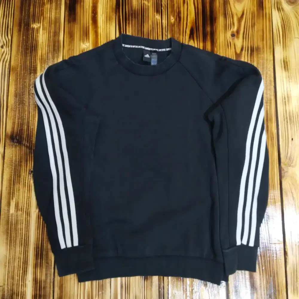 Cn adidas jalur