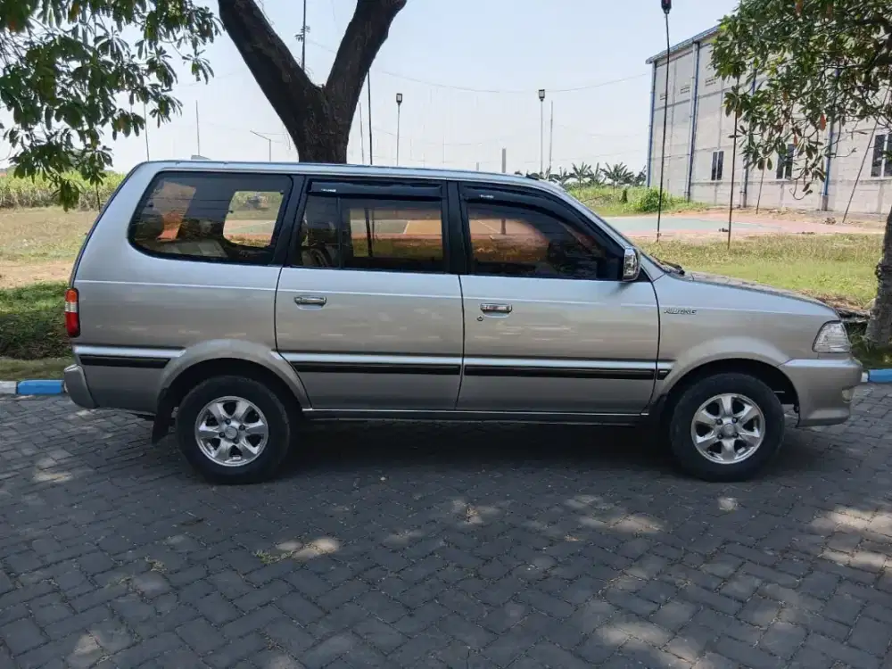 Kijang lgx 2004 istimewa luar dalam trawat