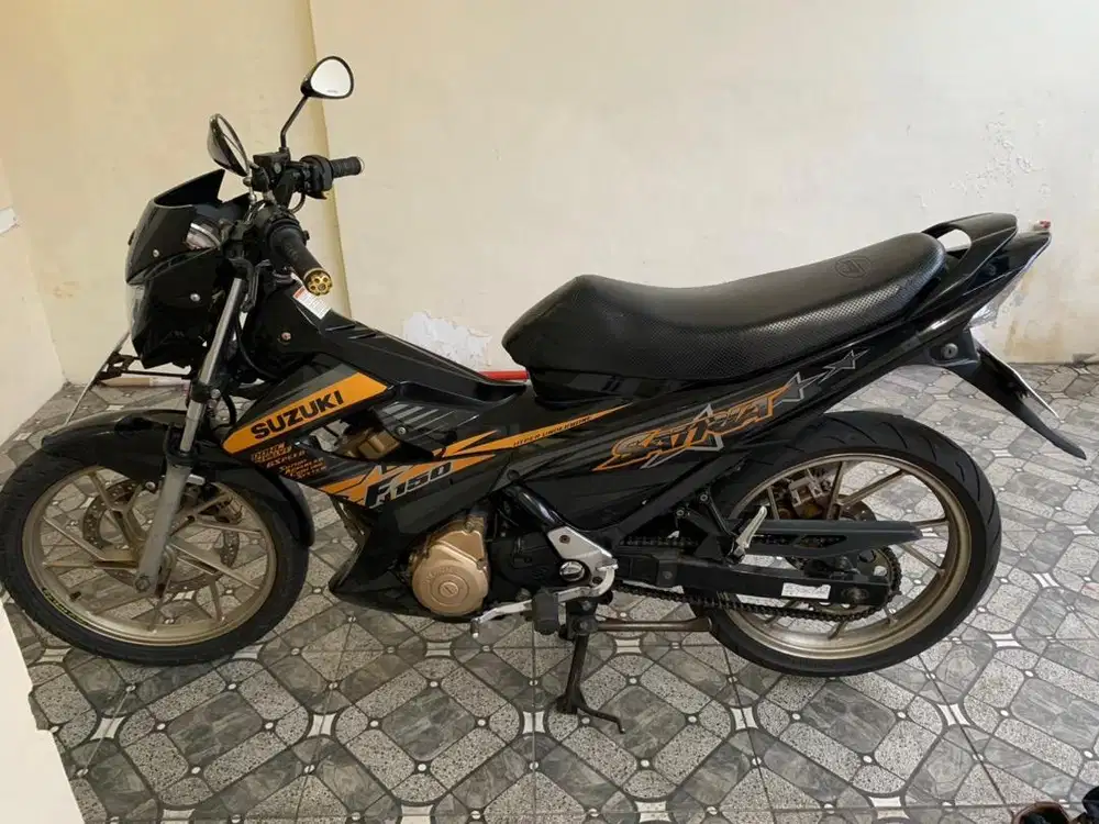 Satria FU facelift 2014 limited edition emas