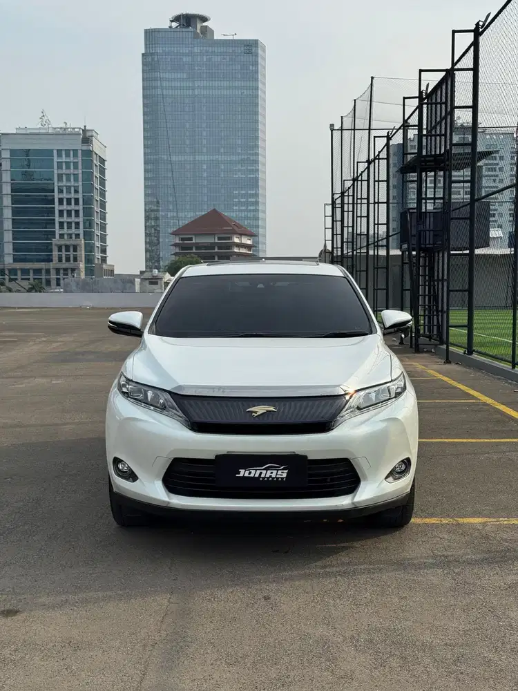 TOYOTA HARRIER MURAH NIK 2015 PUTIH.. ANTIK