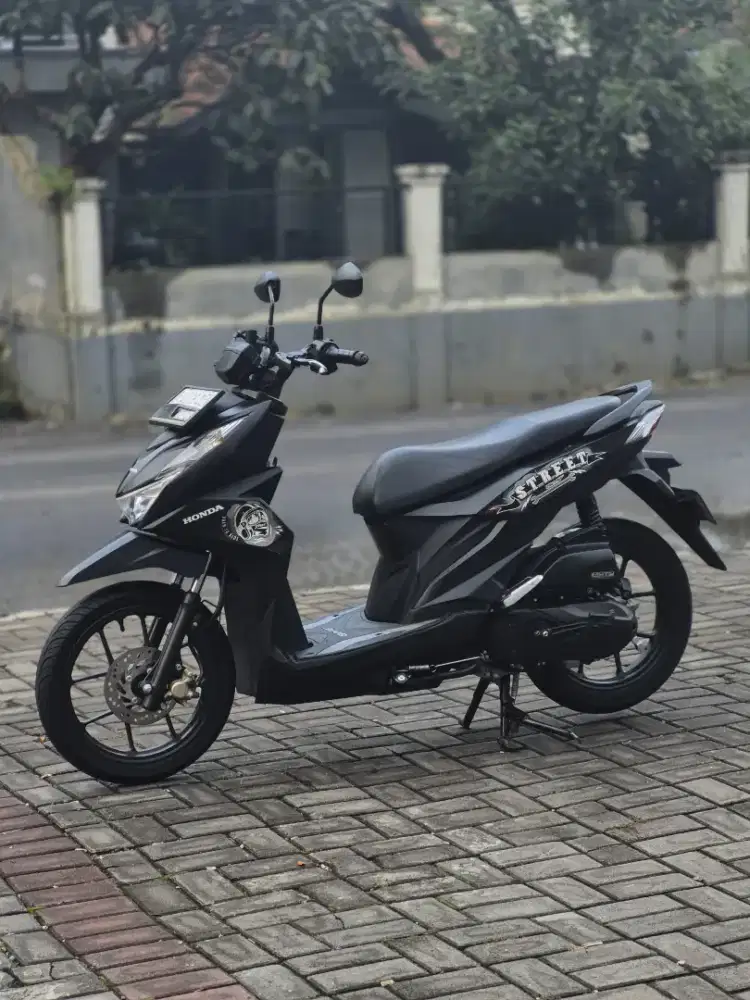 HONDA NEW BEAT STREET 2024 KM 22RB DP 700RB