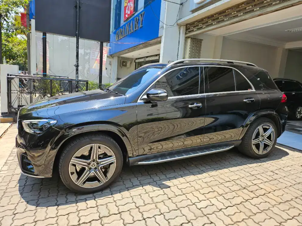Mercedes Benz GLE 450 2024 Pembuatan 2023 Istimewa Seperti Baru