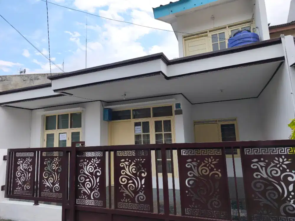 Dikontrakan Rumah 2 lantai diBelakang Metro Indah Mall, Margahayu Raya