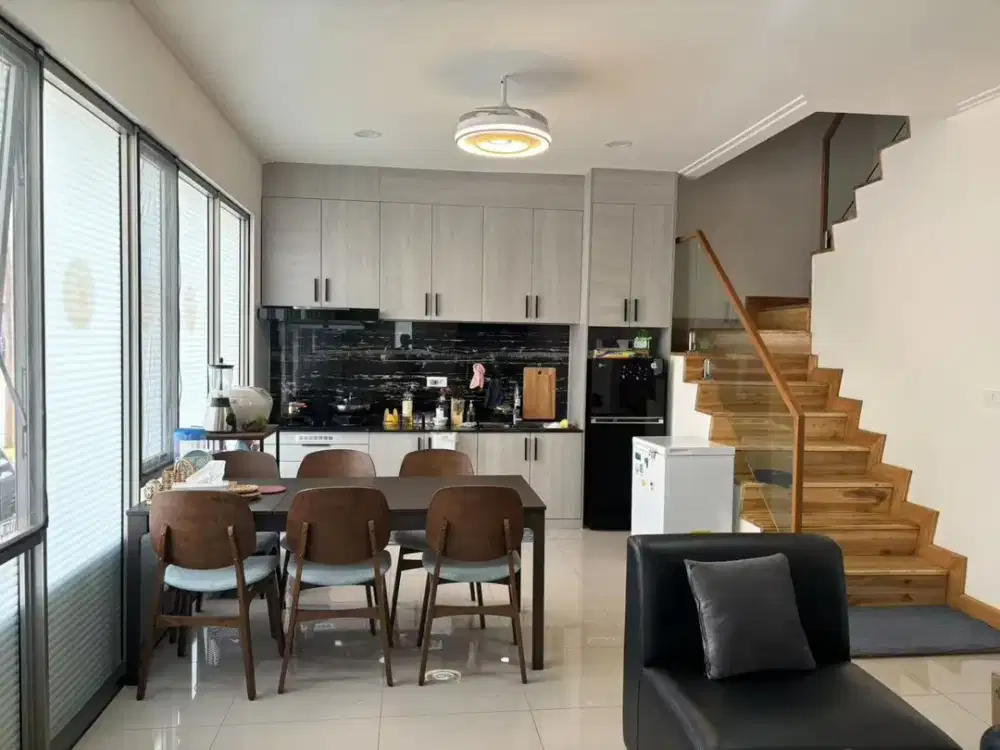 Rumah PIK2 Cluster Tampa hoek 110m2 2 lantai siap huni nyaman strategis