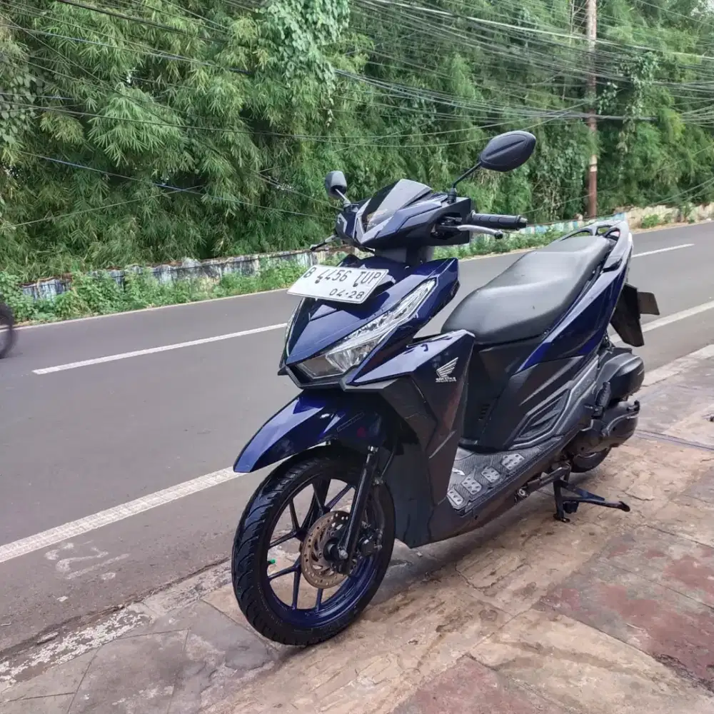Vario 150 OLD 2018 Orisinil Bagus lengkap biru