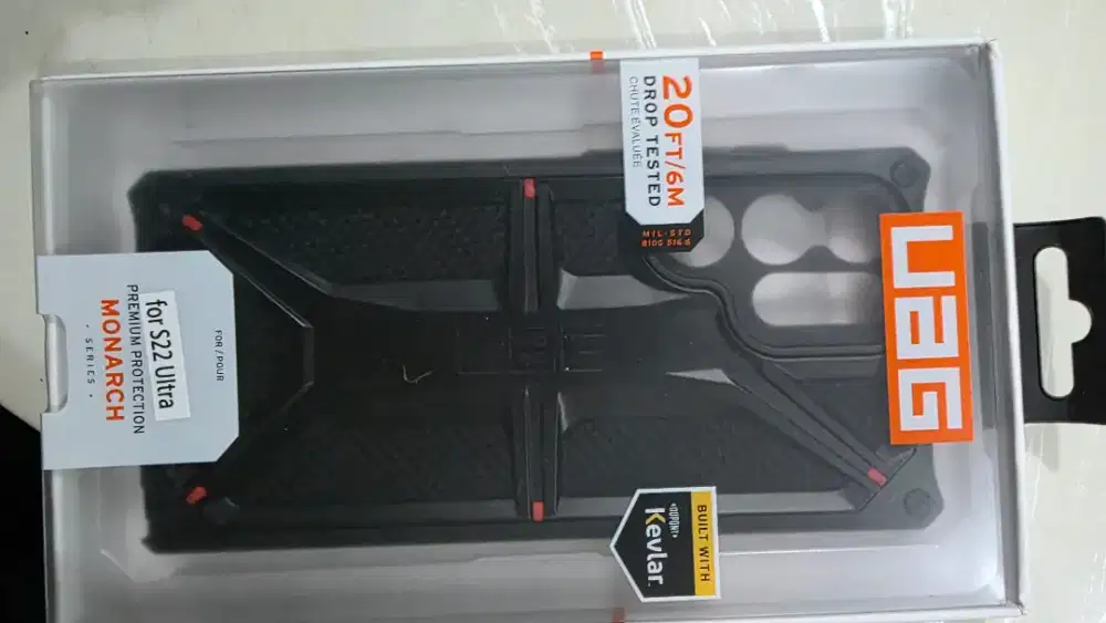 Casing Handphone Samsung S22 Ultra UAG
